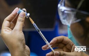 Ученые выяснили, что невакцинированные люди с COVID-19 в пять – семь раз чаще нуждаются в неотложной помощи или госпитализации