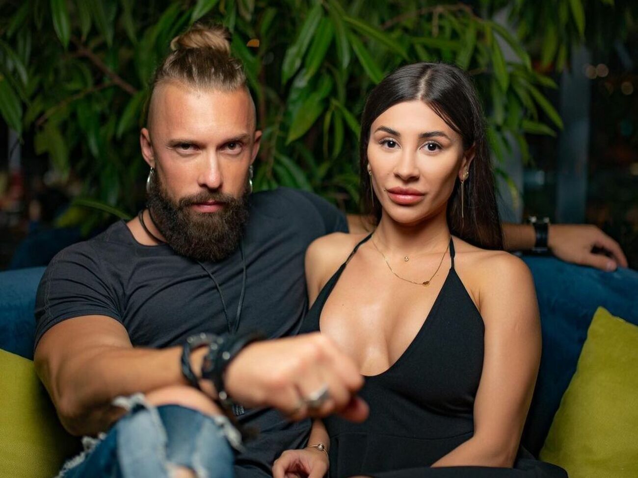 Суровцев об отношениях со Скворцовой:&nbsp;Если ссоримся, то вся улица гудит, но если миримся, тоже&nbsp;все&nbsp;знают