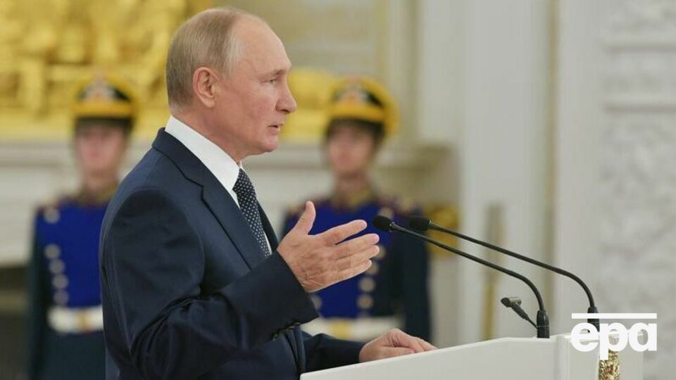 Путін говорив, що вирішив для себе зробити щеплення "російською вакциною