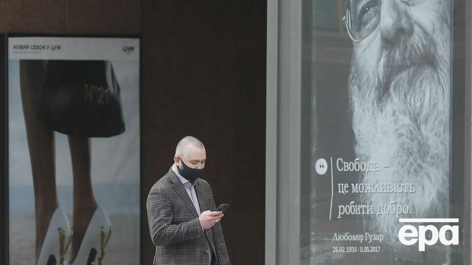 Власники "зелених" COVID-сертифікатів зможуть відвідувати кафе та ресторани у "червоній" зоні