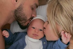 Телеведучий Микита Добринін і блогерка Дар'я Квіткова вперше стали батьками 13 липня