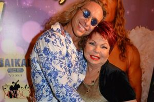 За словами Поривай, після зради її ставлення до чоловіка доньки (ліворуч) не змінилося