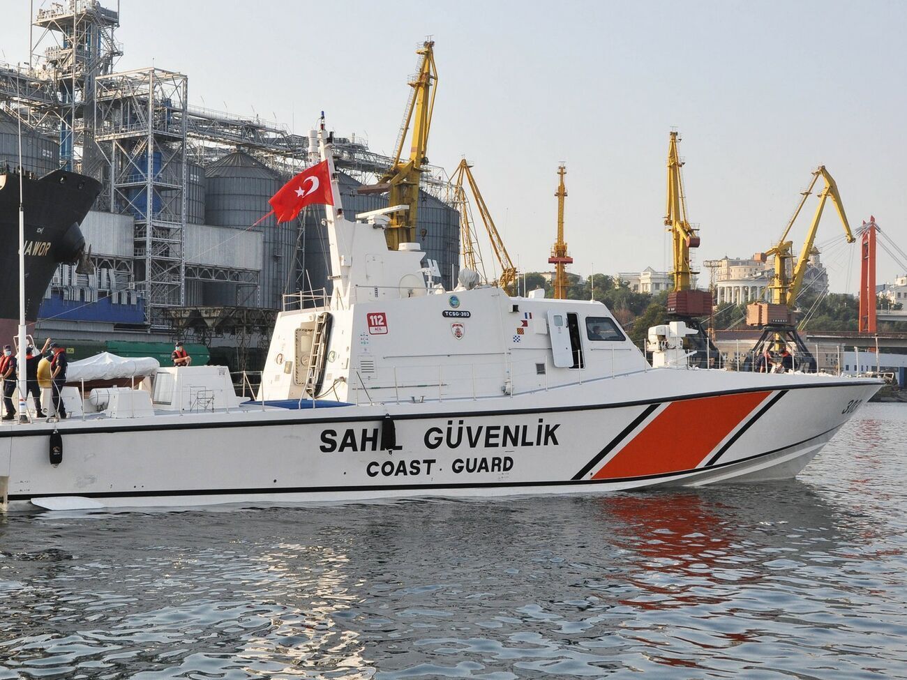 Турецькі морські прикордонники прибули з візитом-відповіддю до українських