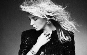 "Ты был на грани вылета только потому, что твои фанаты не смотрят телек", – написала Ольга Навроцкая