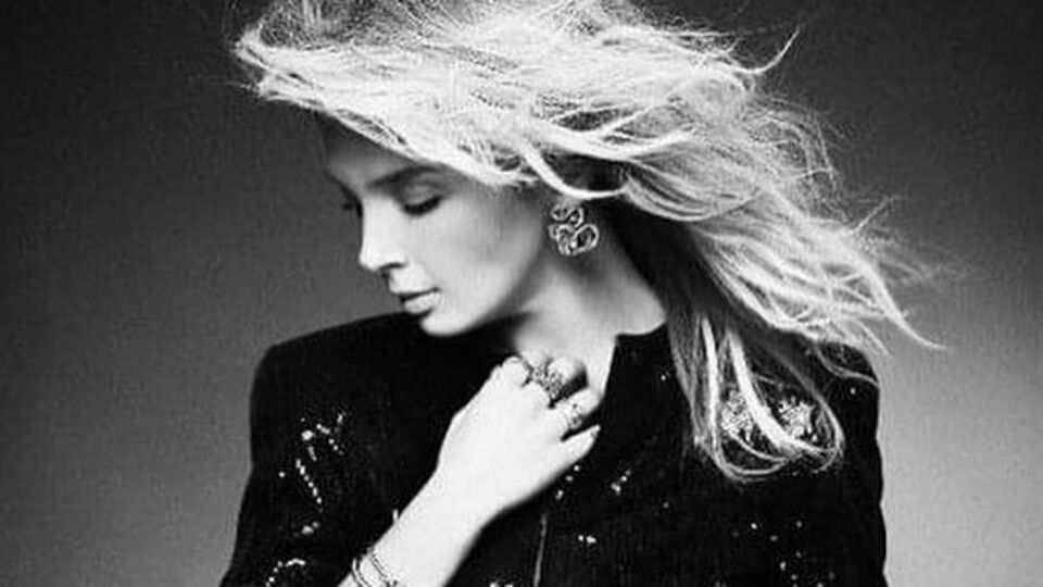 "Ти був на межі вильоту тільки тому, що твої фанати не дивляться телевізор", – написала Ольга Навроцька