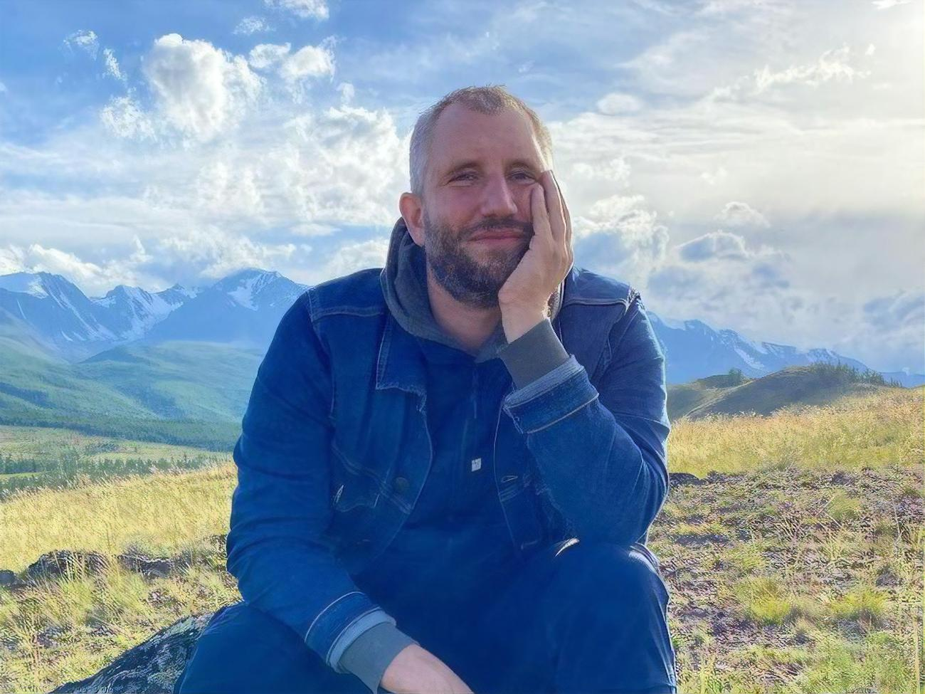 Быков:&nbsp;Состоятельный ли я человек? Нет, я в долгах, как в шелках