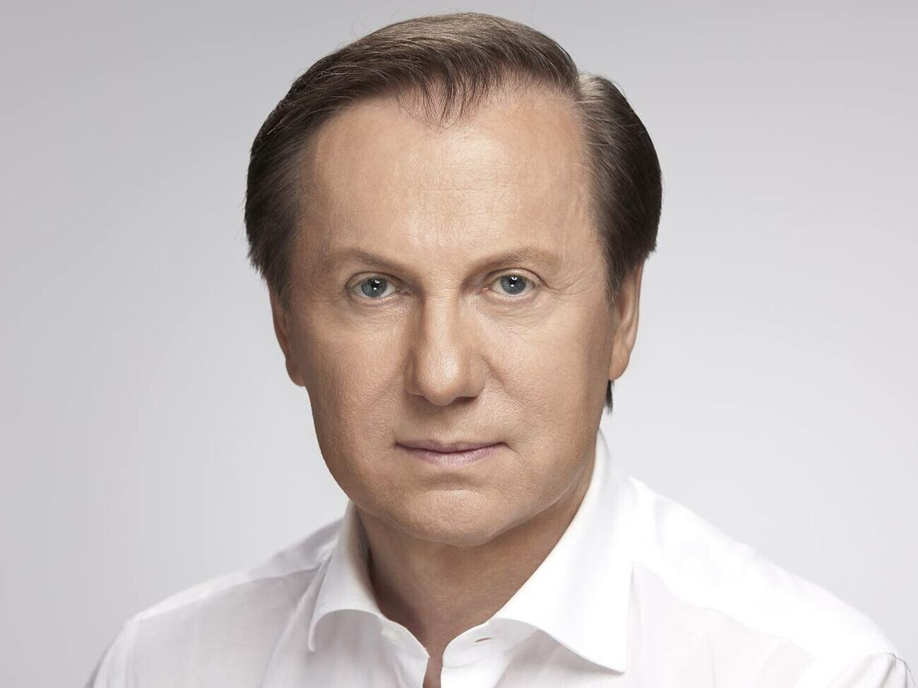 Лечение, обследование и тестирование на COVID-19 должны быть бесплатными. Это вопрос национальной безопасности