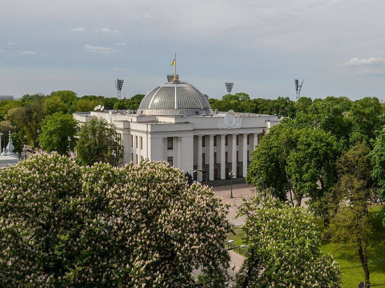 К законопроекту подано около 1200 поправок