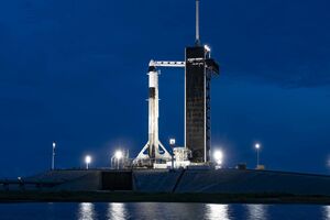 Корабль проведет на орбите три дня