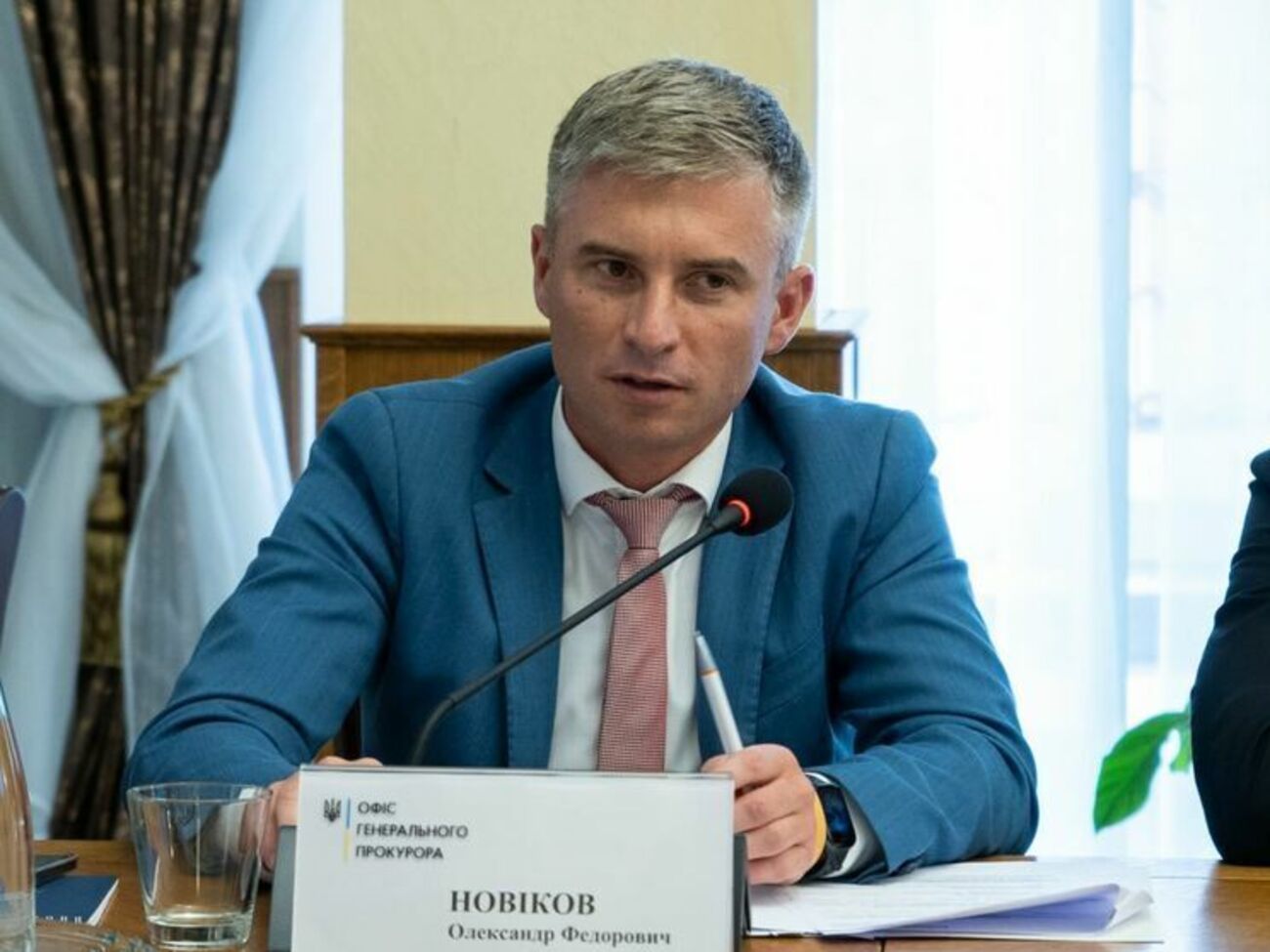 Новиков считает ситуацию вторым случаем после конституционного кризиса 2020 года, когда отдельные организации судебной власти берут на себя полномочия Верховной Рады