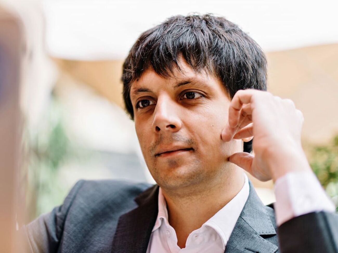 Согласно проекту бюджета 2022, мы платим по процентам больше, чем берем в долг. Украина постепенно сокращает свои долги