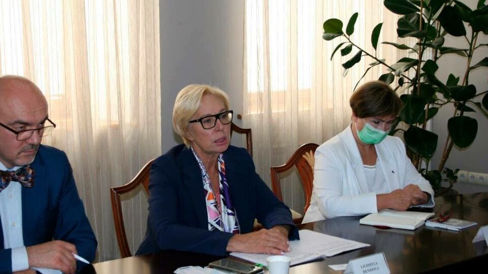 Денисова говорила с послом Германии в Украине о женщинах, которые находятся в плену боевиков