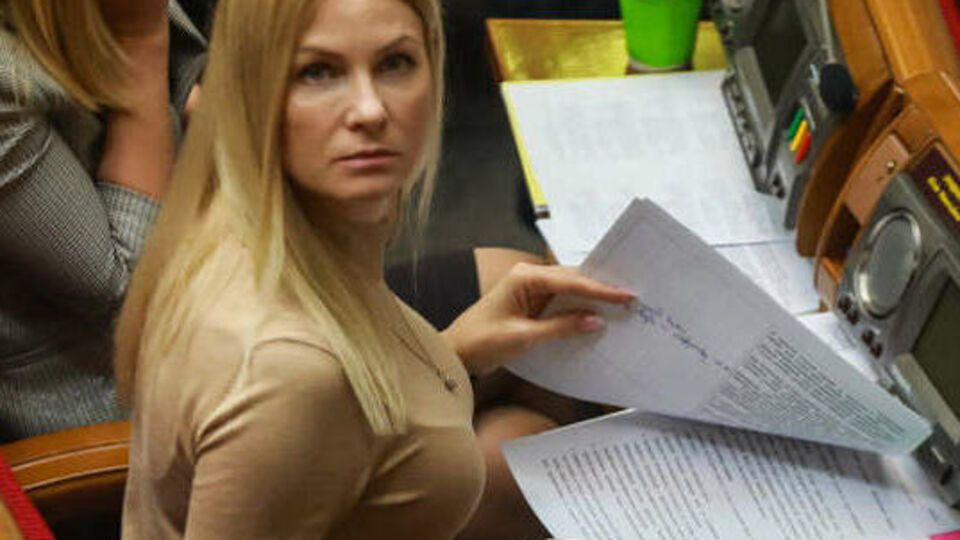 Юлия Гришина: Требования к инвестору вполне соответствуют желанию государственного собственника не только наполнить госбюджет, но и реально повысить эффективность работы предприятия