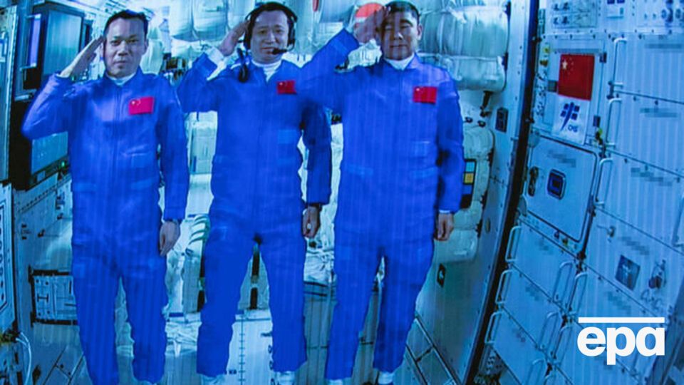 Китайські астронавти перебували в космосі з червня