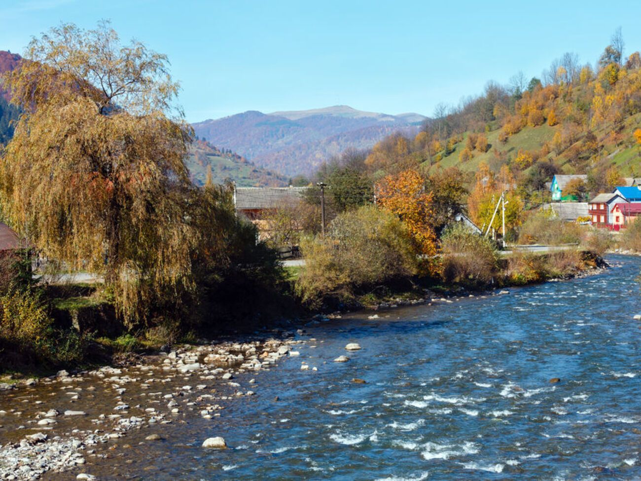 Спасатели предупредили о повышении уровня воды в реках