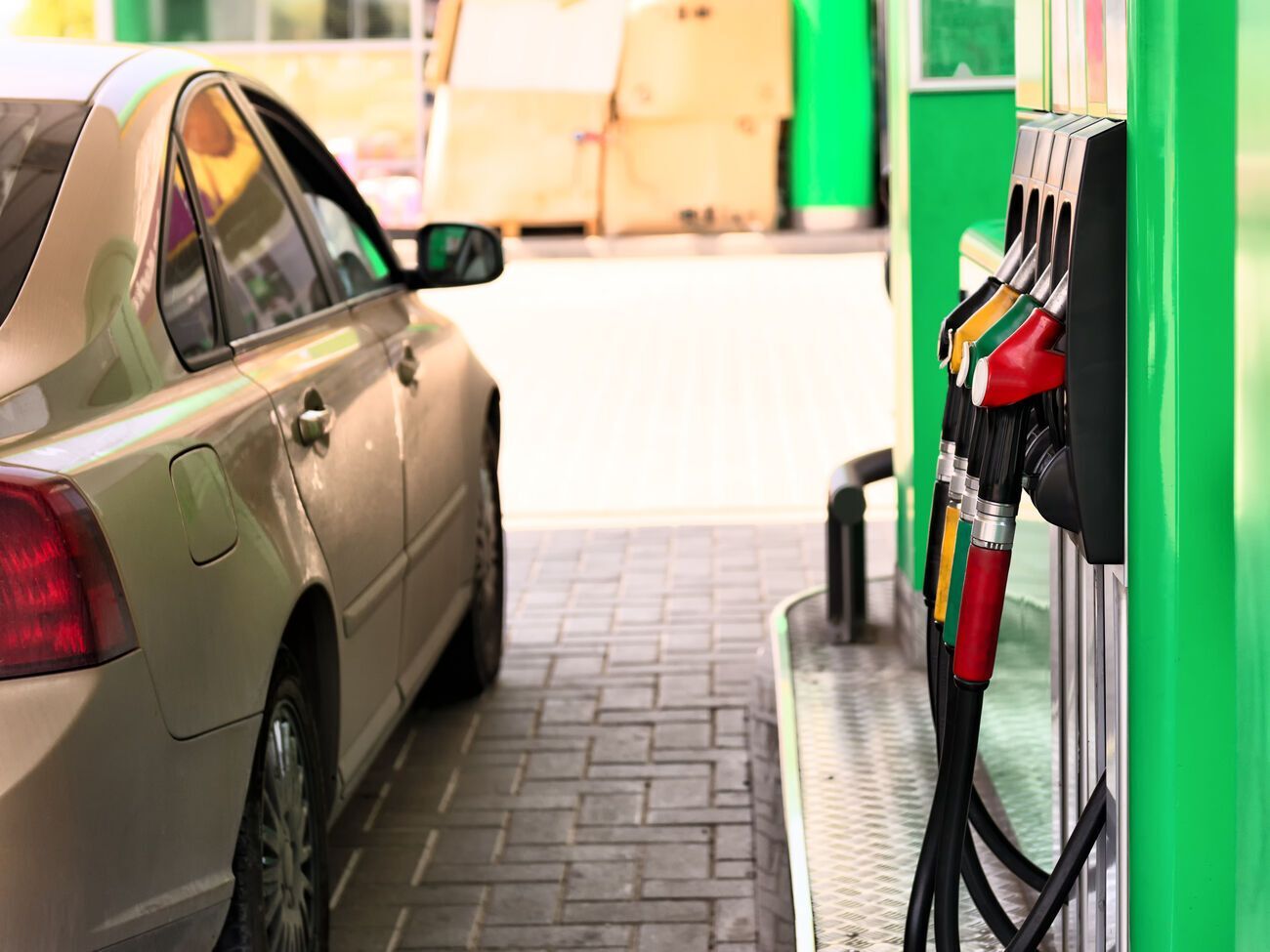 Во время обысков&nbsp;сотрудники ГФС взяли образцы горюче-смазочных материалов