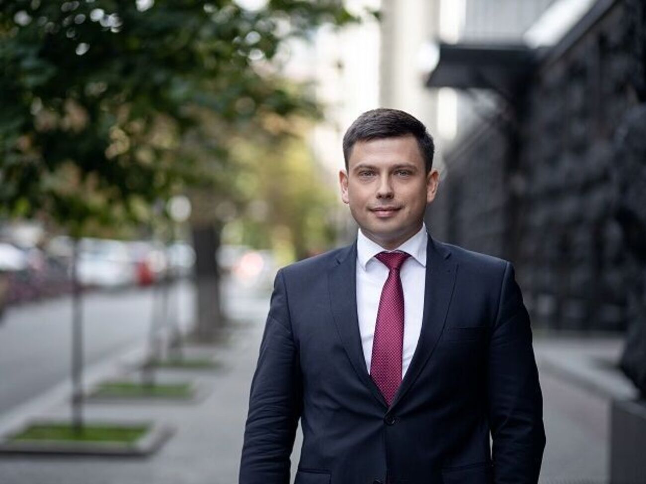 Мельничуку 32 года