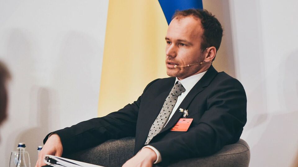 По мнению Малюськи, вывод комиссии по законопроекту будет не раньше, чем после новогодних праздников