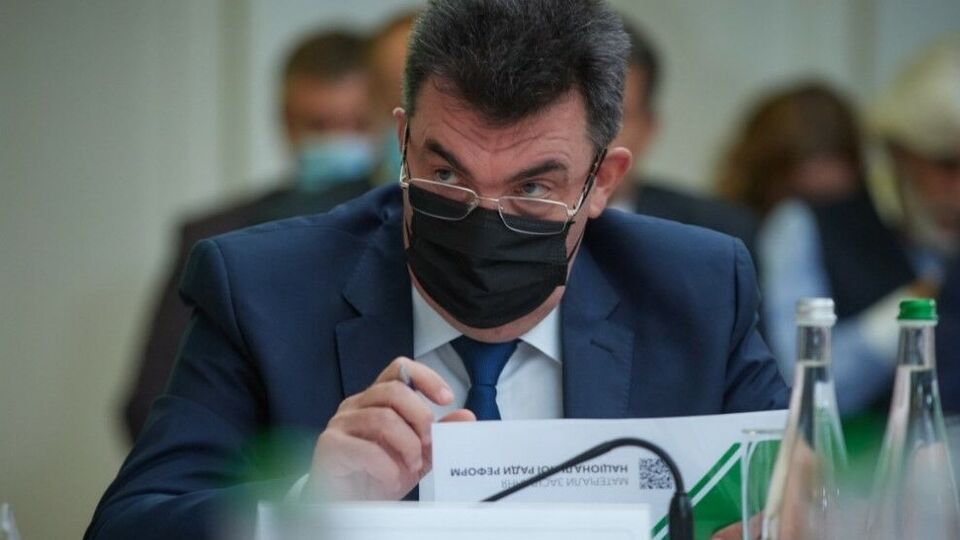 По словам Данилова, последние олигархи в Украине появились после 2014 года