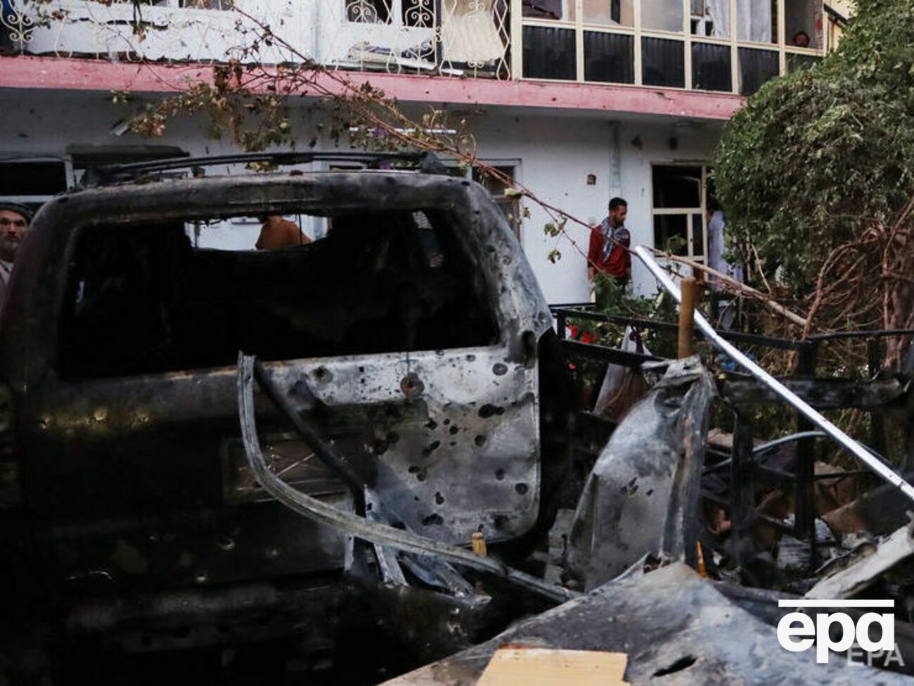 Унаслідок вибуху, за даними ЗМІ, загинуло дев'ятеро осіб