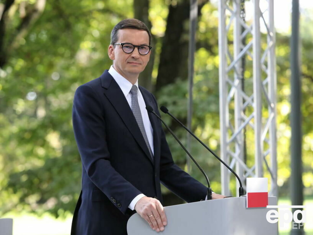 По словам Моравецкого, Польша и Литва усилят физическую защиту от нелегальной иммиграции