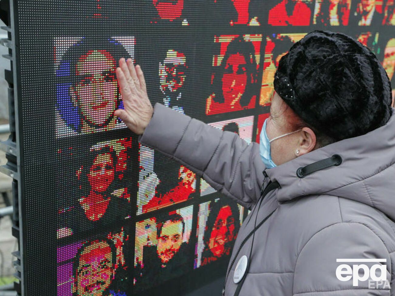 Родичі жертв авіакатастрофи літака МАУ рейсу PS752 хочуть справедливості, зазначив Єнін