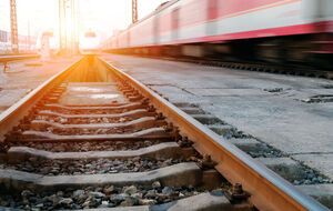 Поезд "Черновцы – Киев" пропустит некоторые станции