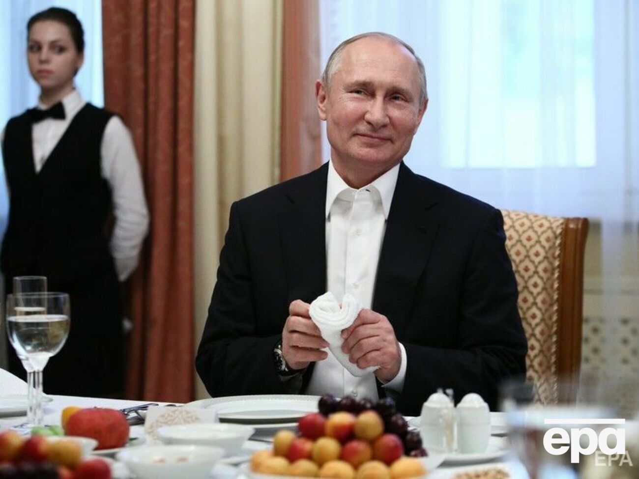 Путін не любить зайвих контактів, стверджує політолог