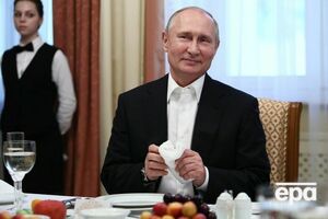 Путин не любит лишних контактов, утверждает политолог