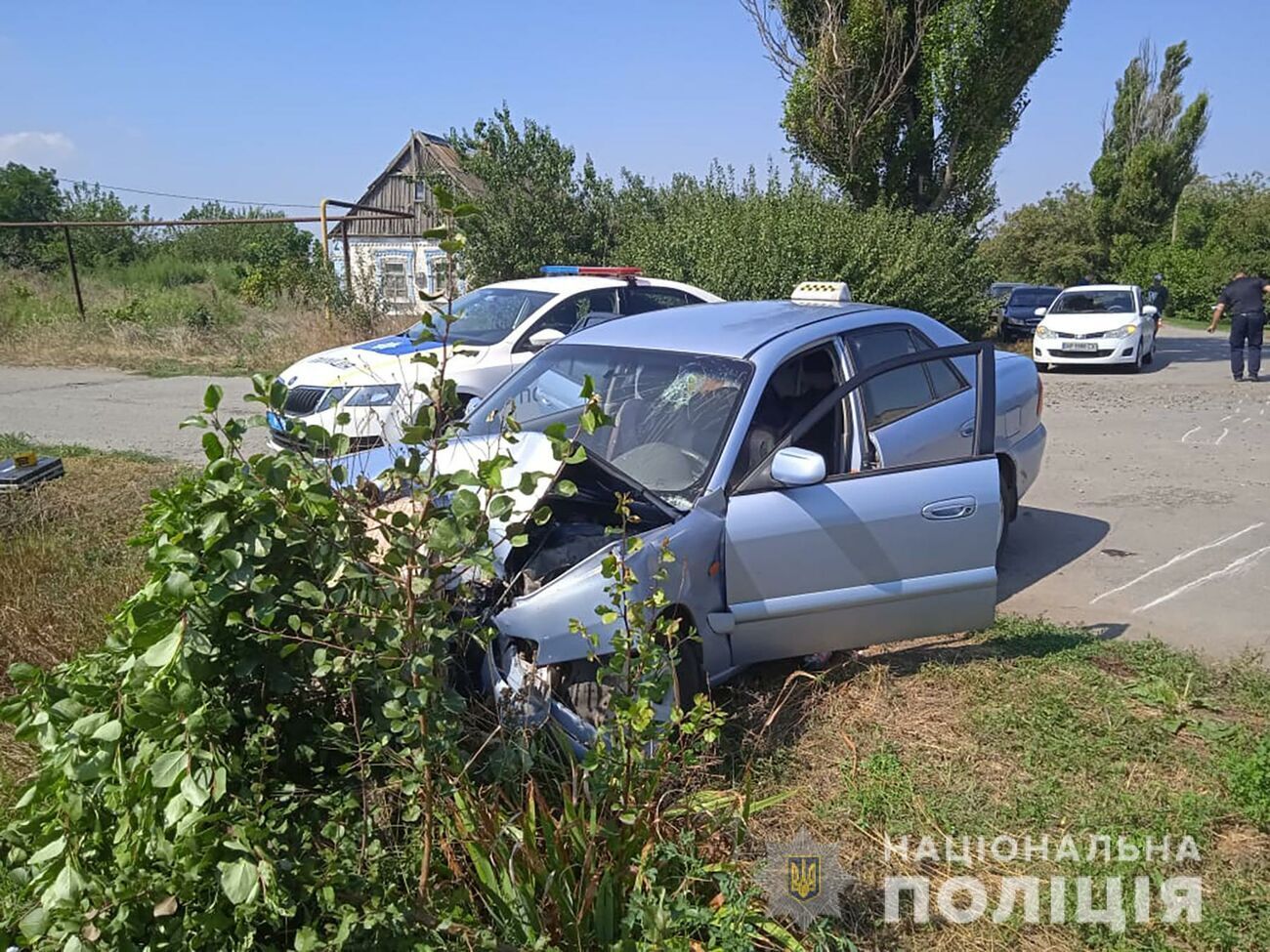 В результате ДТП пострадали полицейский и 13-летний подросток