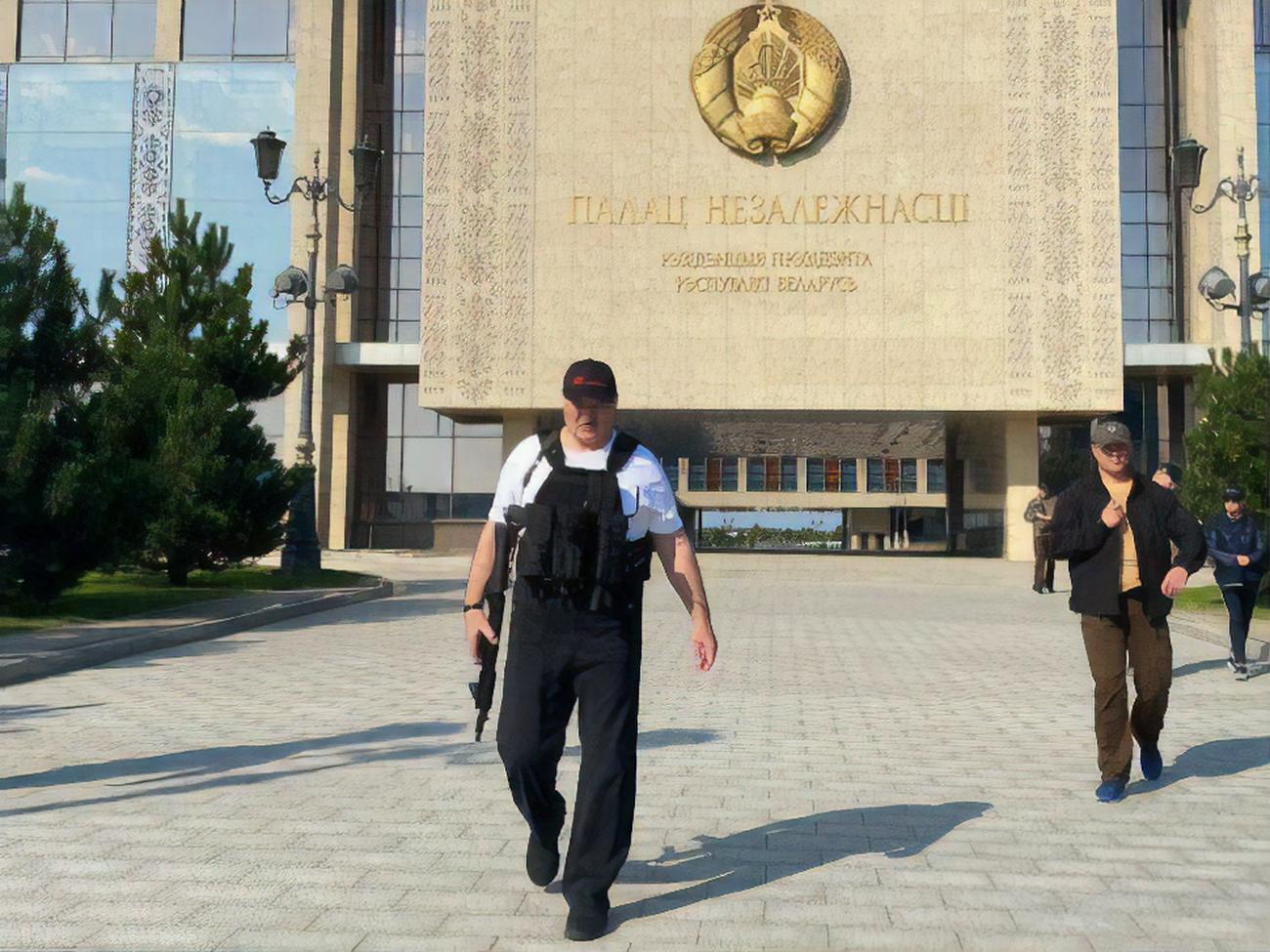 Лукашенко закупает у России новое оружие