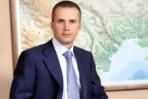 Олександр Янукович готовий надати будь-які відомості, які цікавлять слідство, заявив його прессекретар