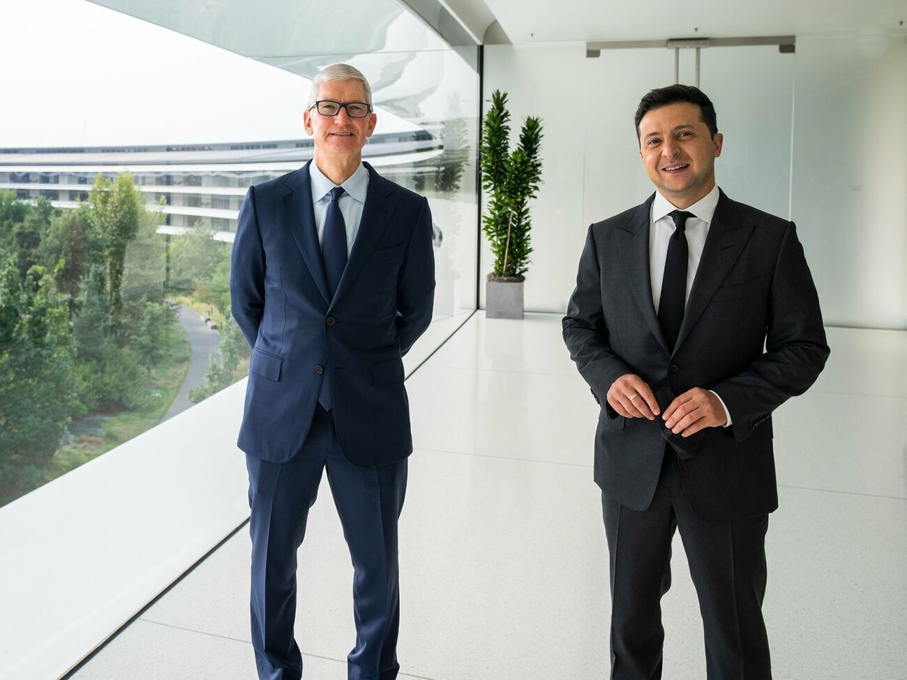 Зеленский встретился с Куком в США