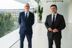 Зеленский встретился с Куком в США