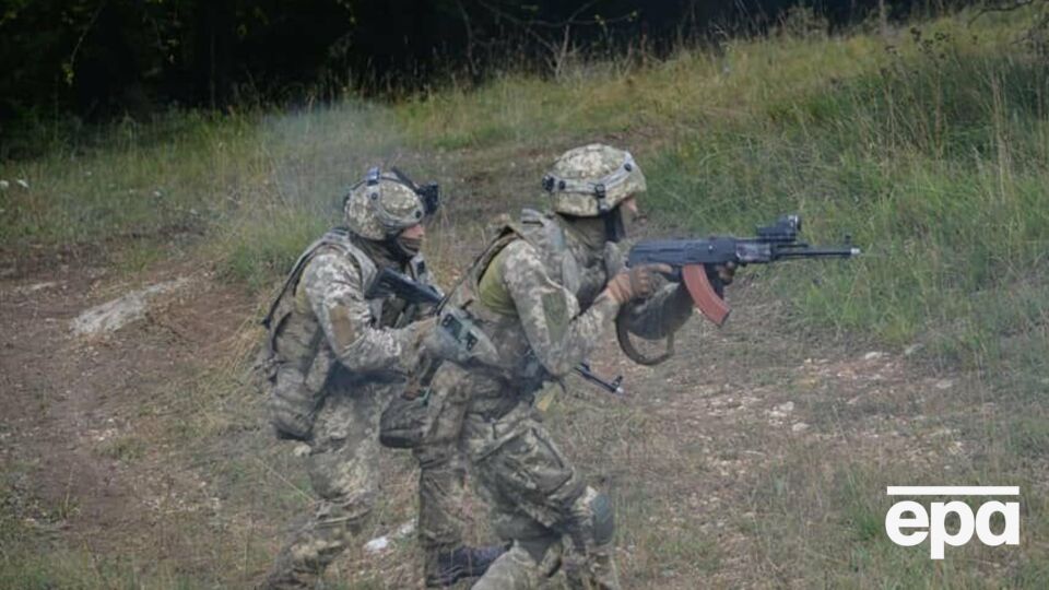Українські позиції на Донбасі вісім разів обстріляли бойовики