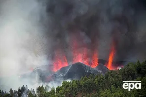 Из-за извержения уже эвакуировали 5 тыс. человек