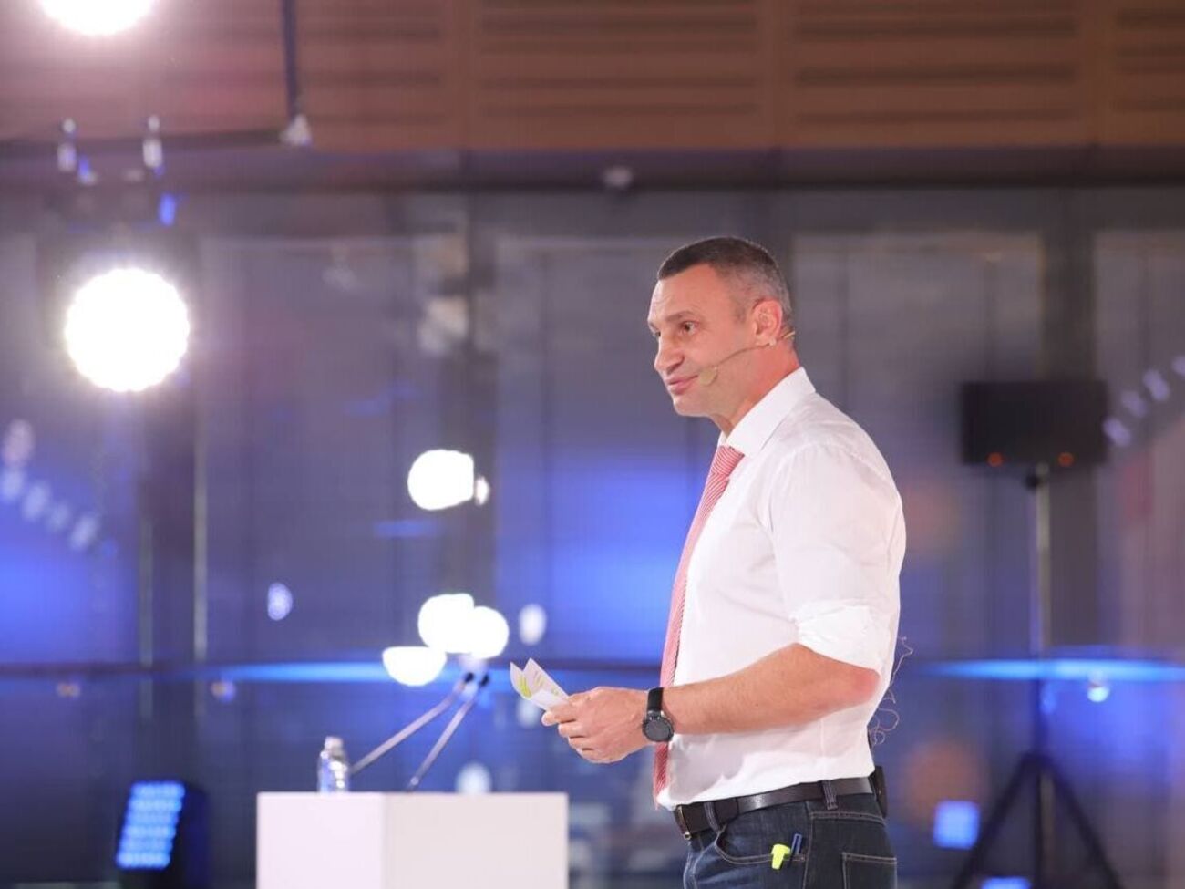 Кличко про президентство: Чи потрібно мені це як Віталієві Кличку? У мене дуже великі сумніви. Але якщо потрібно буде Україні, політичній ситуації&nbsp;&ndash;&nbsp;поживемо, побачимо