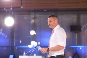 Кличко про президентство: Чи потрібно мені це як Віталієві Кличку? У мене дуже великі сумніви. Але якщо потрібно буде Україні, політичній ситуації – поживемо, побачимо