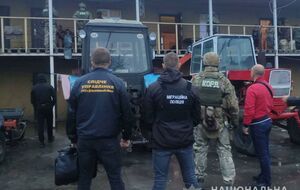 Полиция провела обыски по месту жительства фигурантов