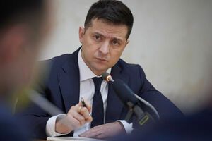 Згідно з указом Зеленського, на забезпечення національної безпеки і оборони у держбюджеті на наступний рік мають передбачити щонайменше 5,95% ВВП