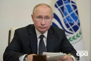 Путін обіймає посаду президента Росії з 2000 року з перервою у 2008–2012 роках, коли він був главою уряду