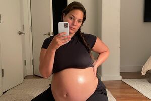 Грем вагітна двійнятами