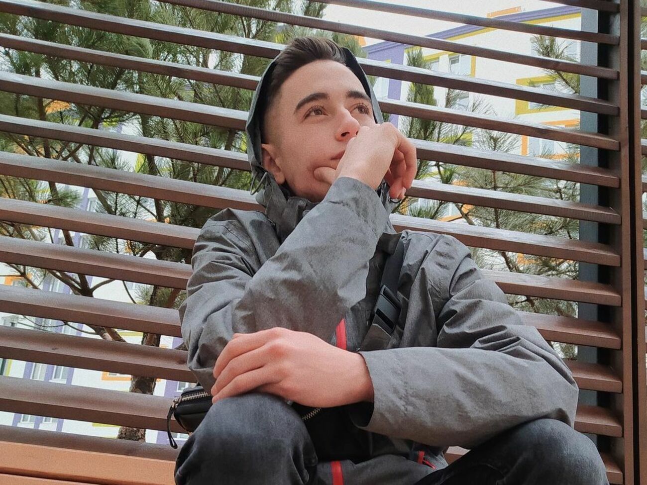 Весной Сасанчин сделал предложение своей девушке, а летом пара сообщила, что вскоре у них родится первенец