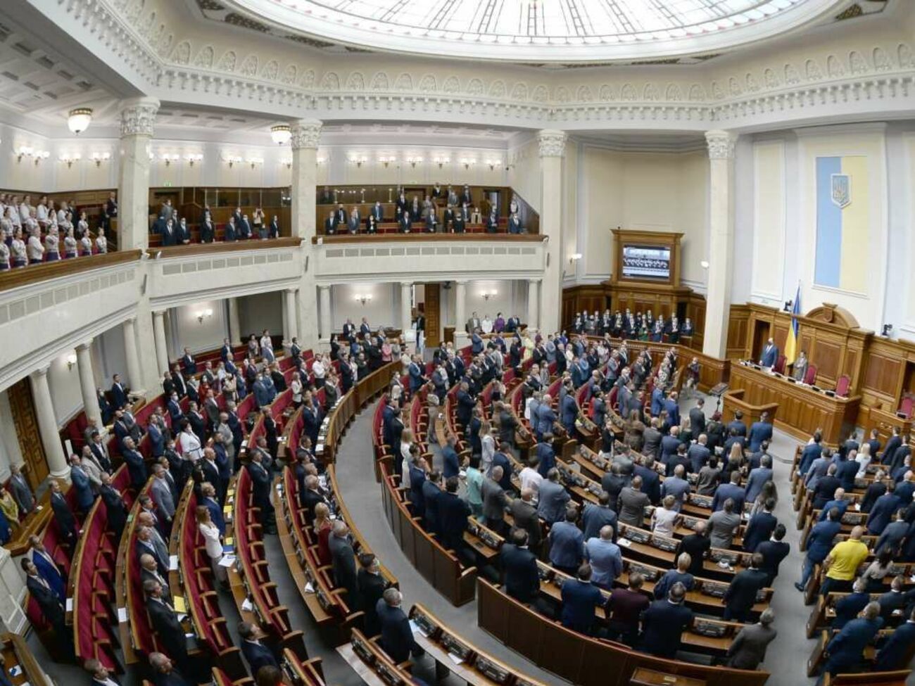 Законопроект поддержали 244 депутата