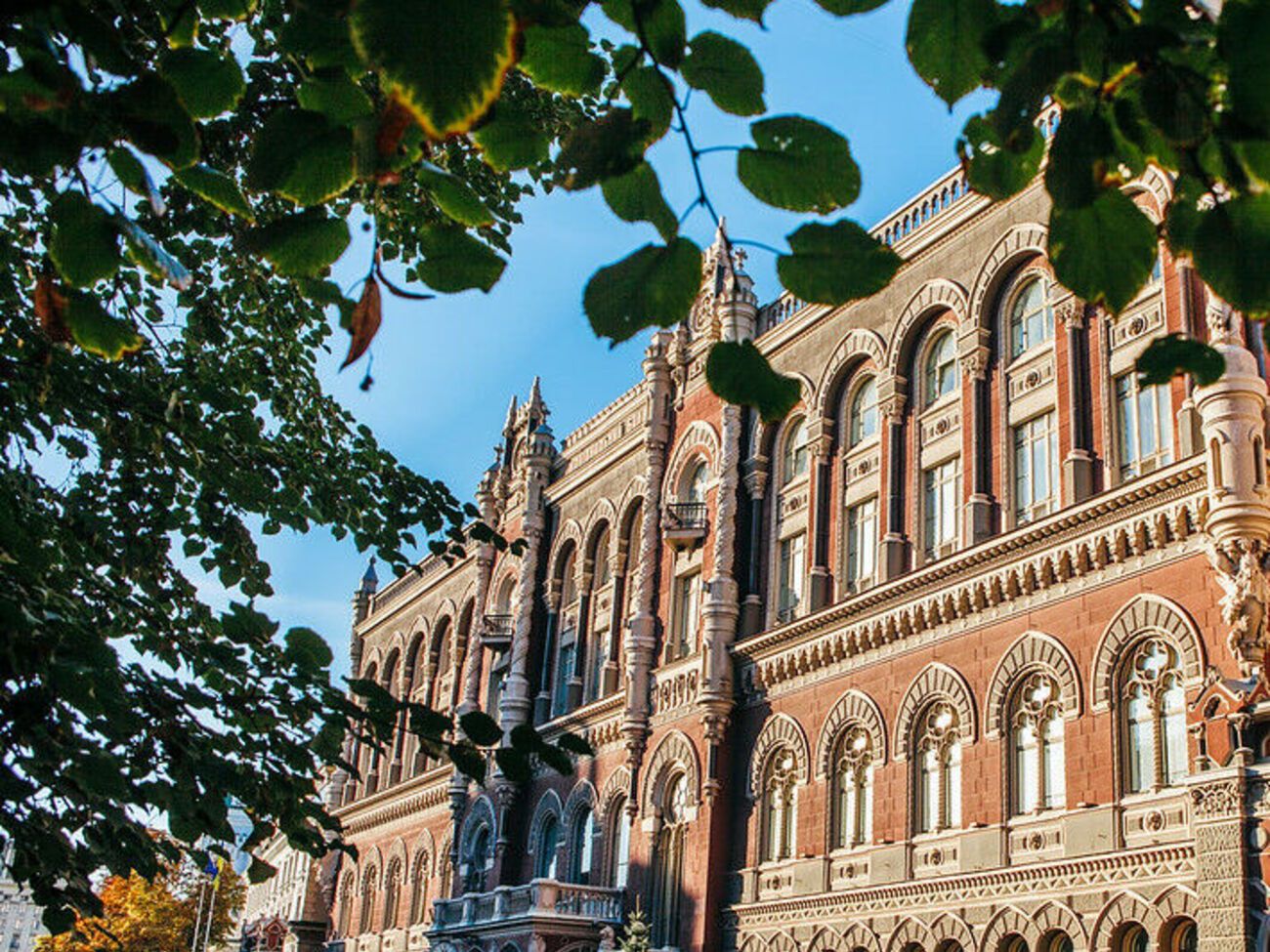 Співробітники Мінцифри можуть отримати зарплату в е-гривні в межах пілотного проєкту Нацбанку і міністерства