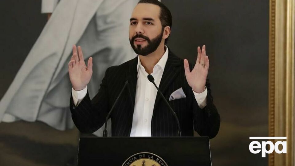 Букеле встановив відповідний статус у соцмережі після масових протестів у країні