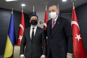 Президенти обговорили низку питань