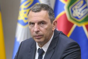 В 57-летнего Шефира стреляли из автомата