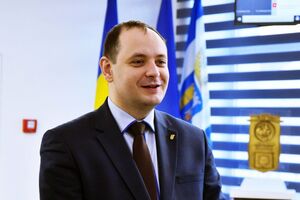 Марцинкив анонсировал работу всех школ и детсадов в обычном режиме