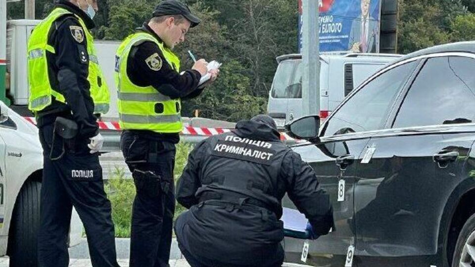 Водитель Шефира при обстреле автомобиля получил ранение в ногу, сообщили в больнице "Феофания"